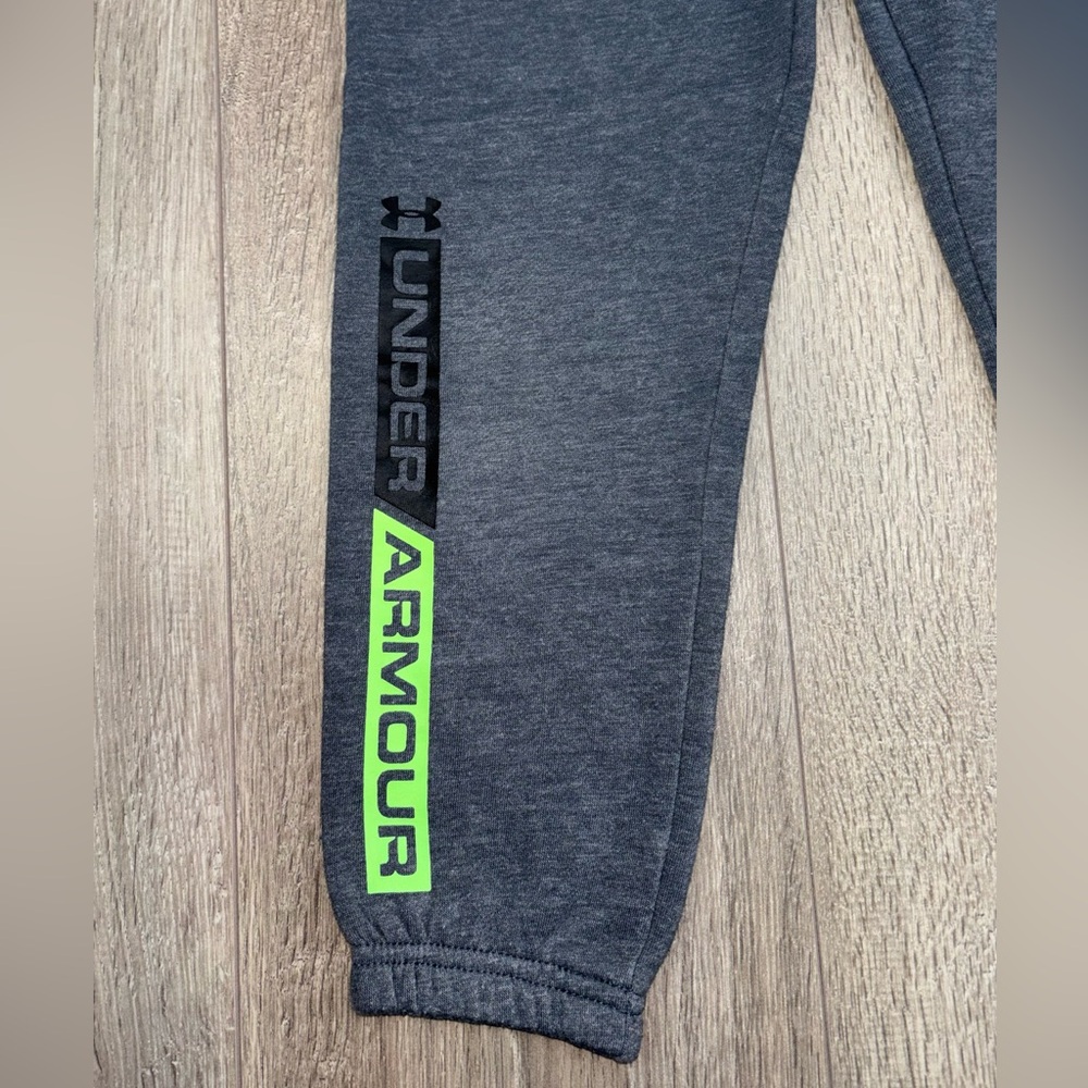 Under Armour Jogger Sweatpants Bundle Size 6 - Picture 9 of 11